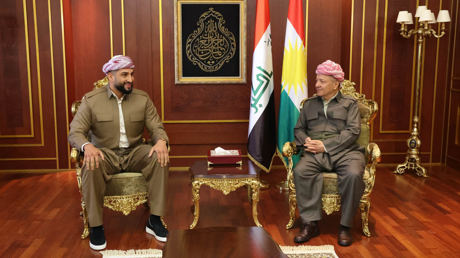 الرئيس بارزاني وبطل الملاكمة العالمي عكيد كابايل