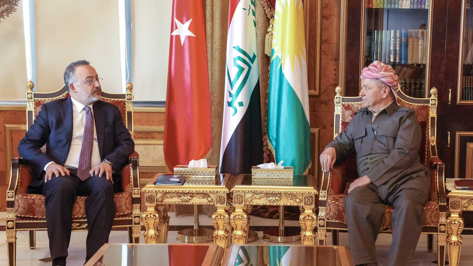 Başkan Barzani ve Türkiye Dışişleri Bakan Yardımcısı bölgedeki durumu görüştü