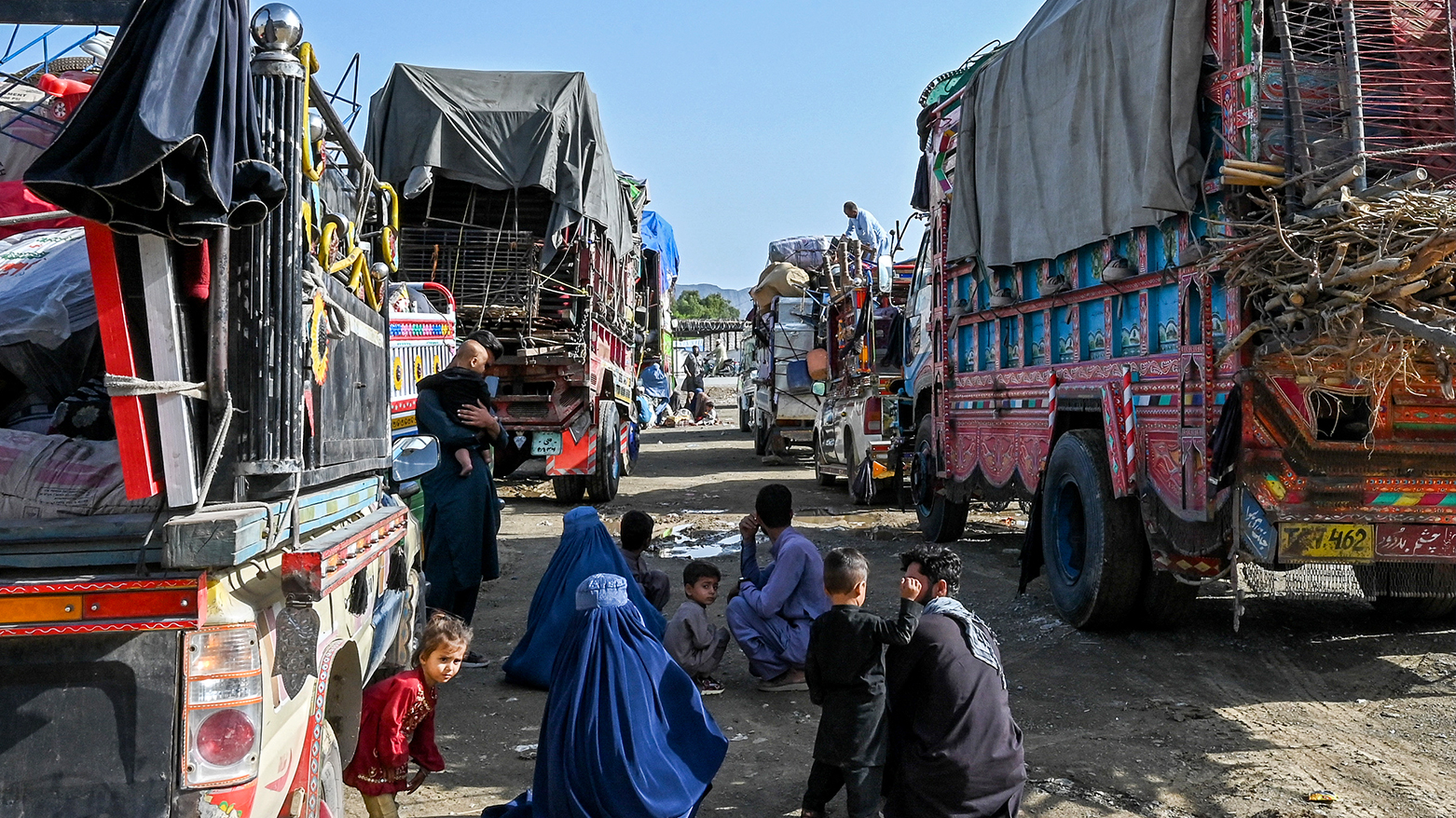 Afghan refugees due for deportation to Afghanistan wait outside a registration centre in Landi Kotal, near the Pakistan-Afghanistan border in Torkham on April 19, 2025. (Photo: AFP)