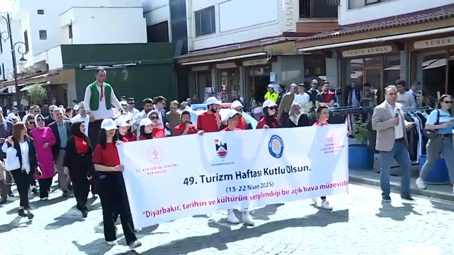 Li nava Sûra Diyarbekirê Meşa Geştyariyê hat lidarxistin