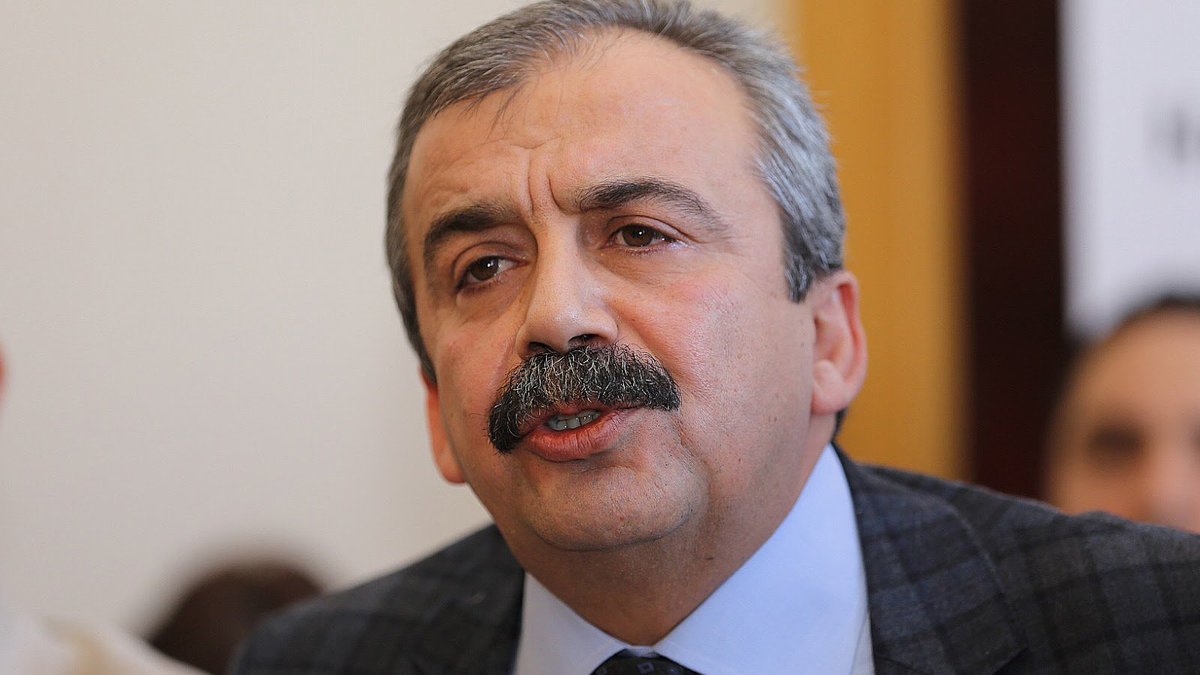 Sırrı Süreyya Önder
