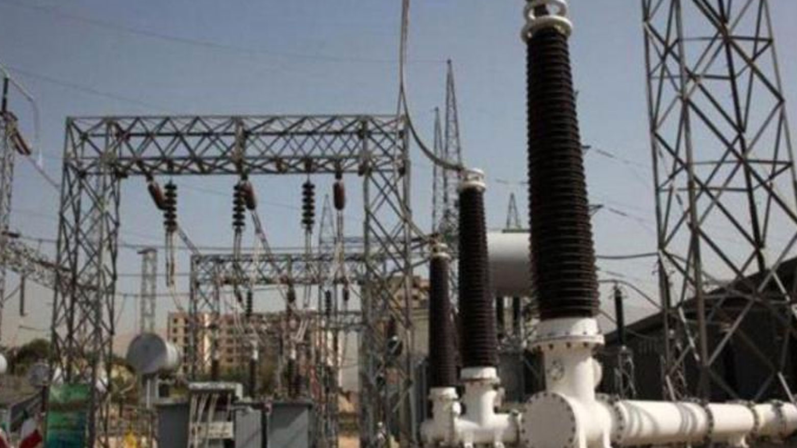 پەرلەمانتارێک: لە دیالە کاتژمێرێک کارەبا هەیە و سێ کارتژمێر نییە