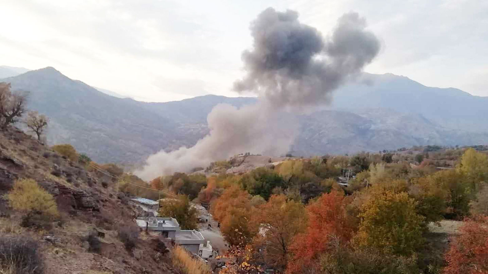 Li Amêdiyê droneke bombekirî bi xaleke Pêşmerge de teqiya