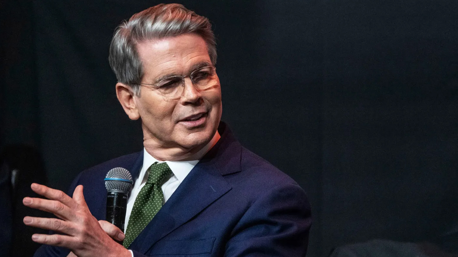 وزير الخزانة الأمريكي سكوت بيسنت