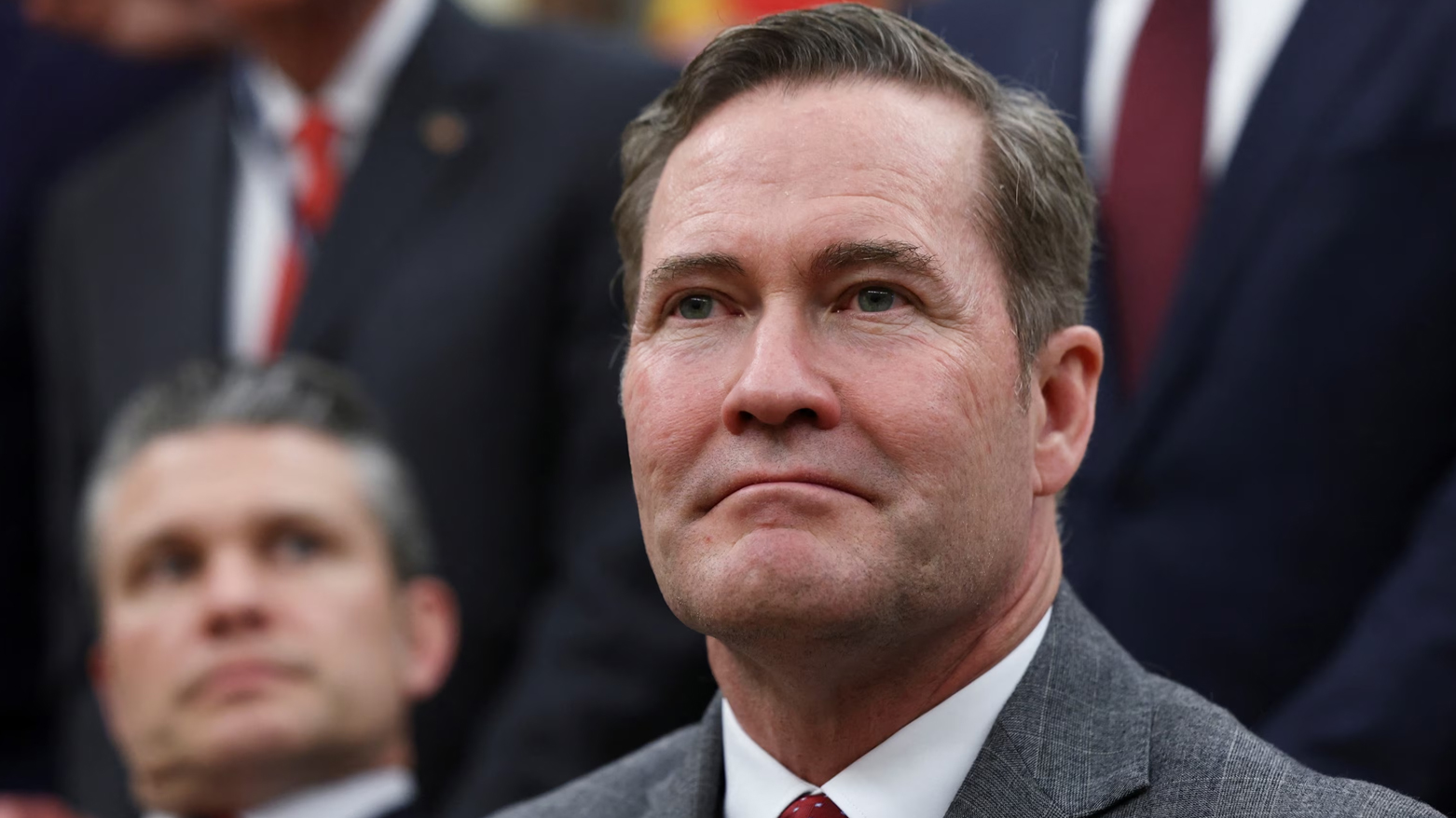 مستشار الأمن القومي الأمريكي مايك والتز يغادر منصبه