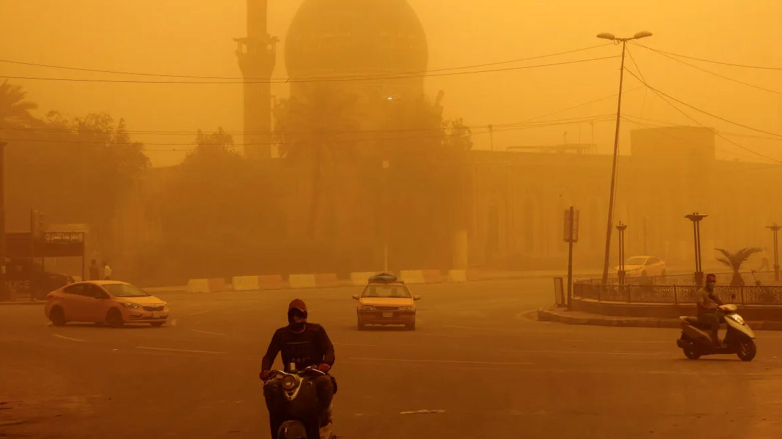 دیمەنێکی خوڵبارین لە بەغدا (ئەرشیف)