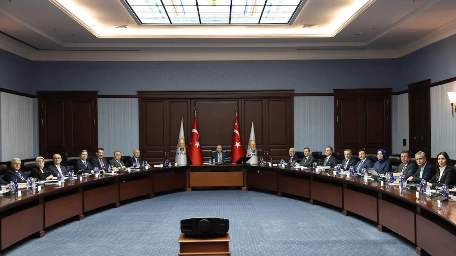 Lijneya Rêveberiya Navendî ya AK Partiyê îro dicive