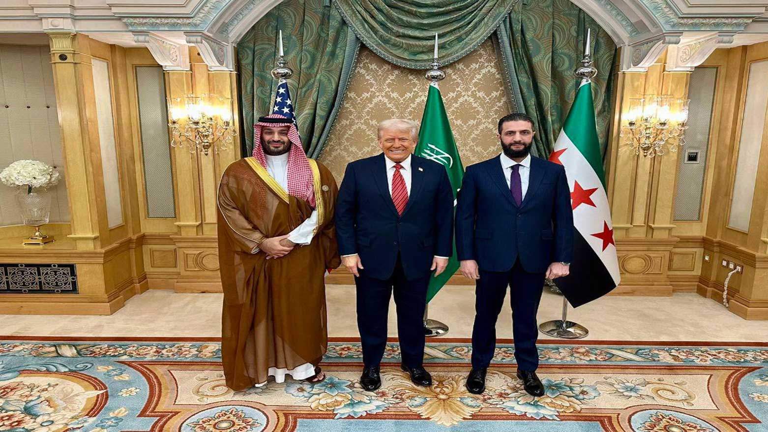 ترامب يطالب الشرع بـ"تولي مسؤولية" مراكز احتجاز مسلحي داعش