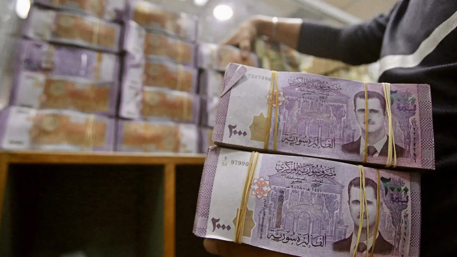 Sûriye dixwaze “pereyên nû” li Îmarat û Almanyayê çap bike