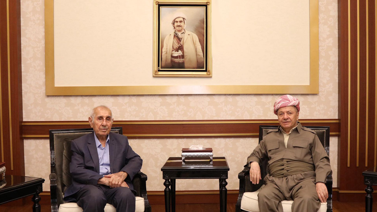 R-L: President Masoud Barzani and Kurdish Poet Medhat Bekhaw. (Photo: Barzani HQ)