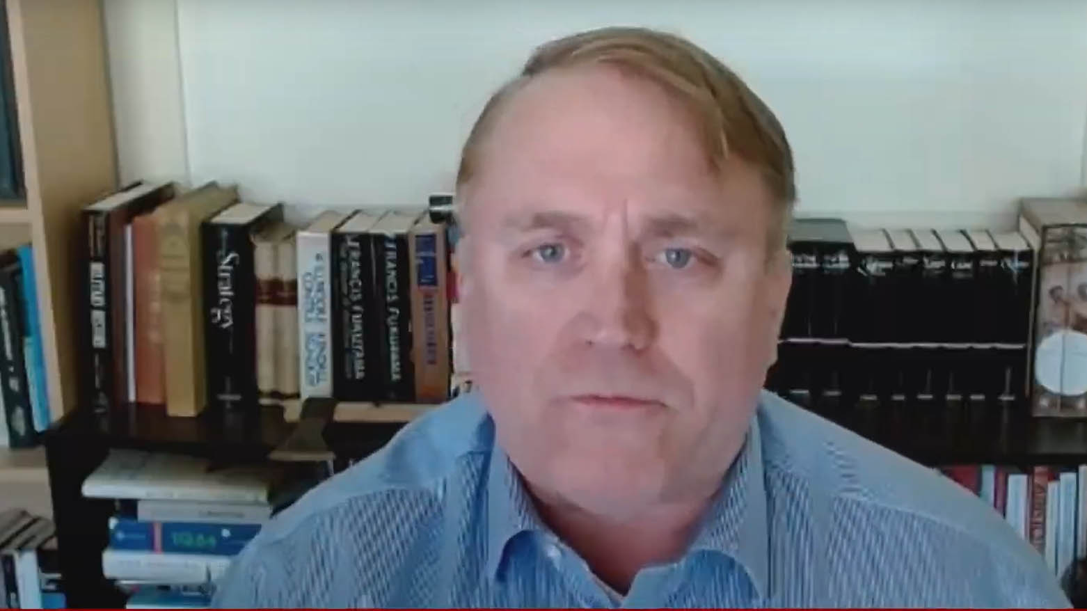 كبير الباحثين في قضايا الأمن القومي بمؤسسة "أمريكا الجديدة" دوغلاس أوليفانت