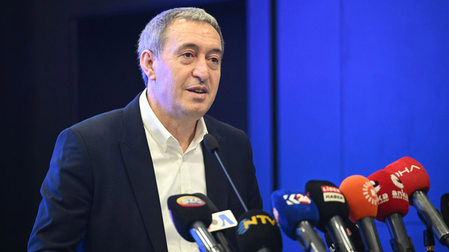 Hevserokê DEM Partiyê: Divê em bi rêya parlamentoyê aştiyê pêk bînin