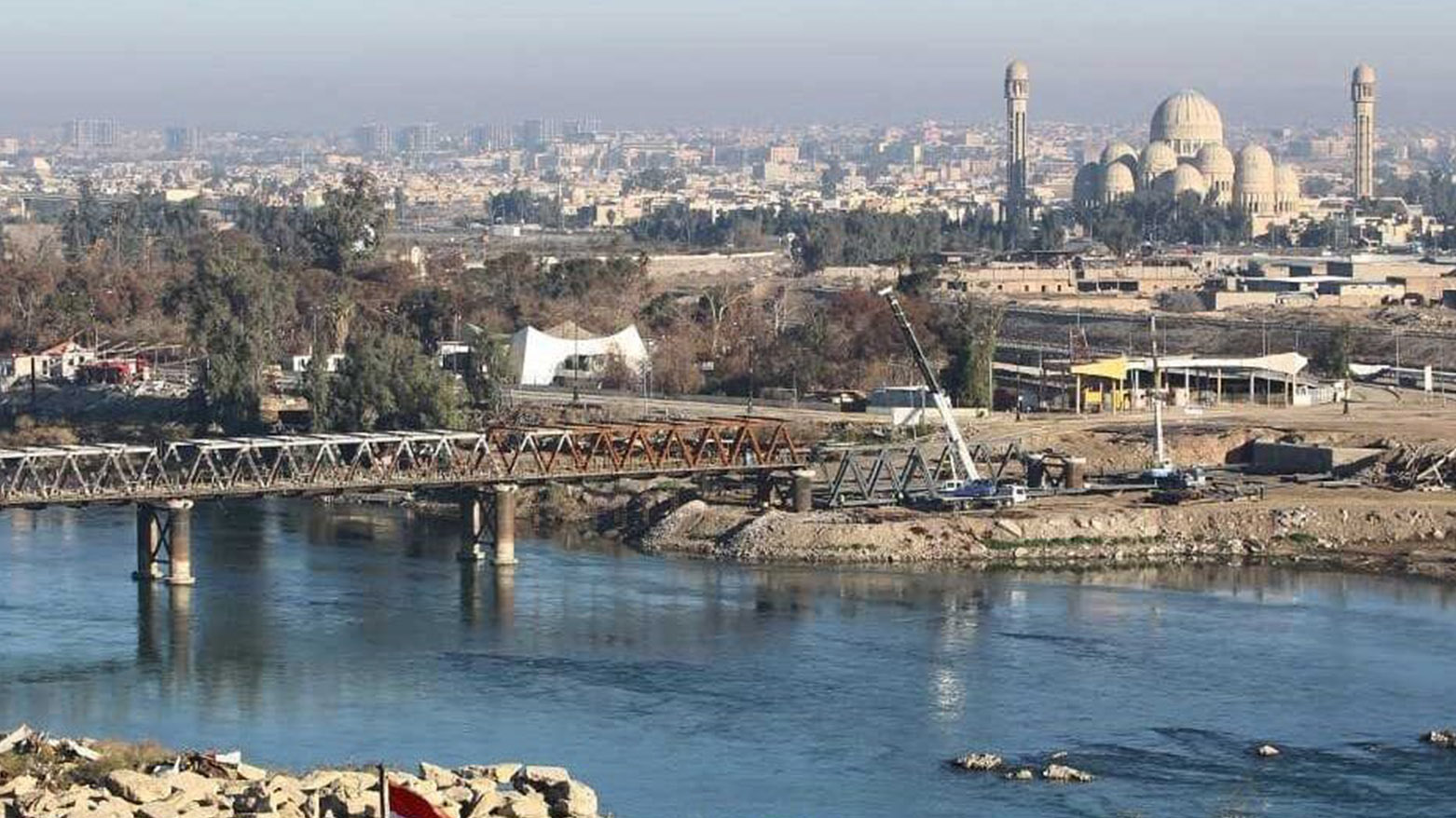 أهالي نينوى يواجهون الإهمال والخلافات السياسية مع اقتراب الانتخابات البرلمانية في العراق