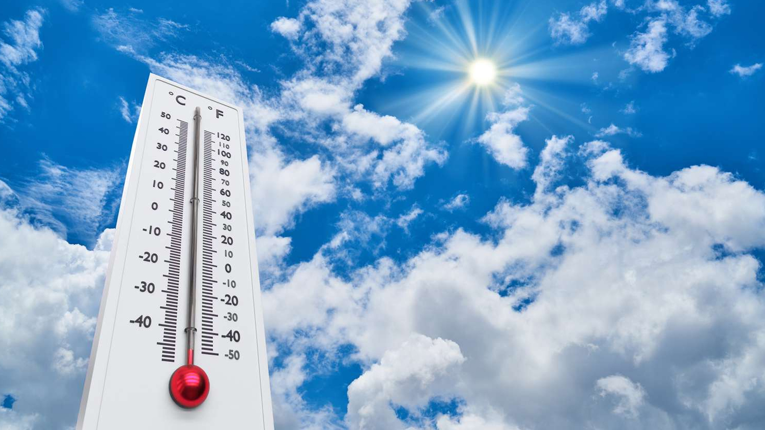 درجات الحرارة تصل إلى 50,4 في الإمارات وهي الأعلى لشهر أيار/مايو