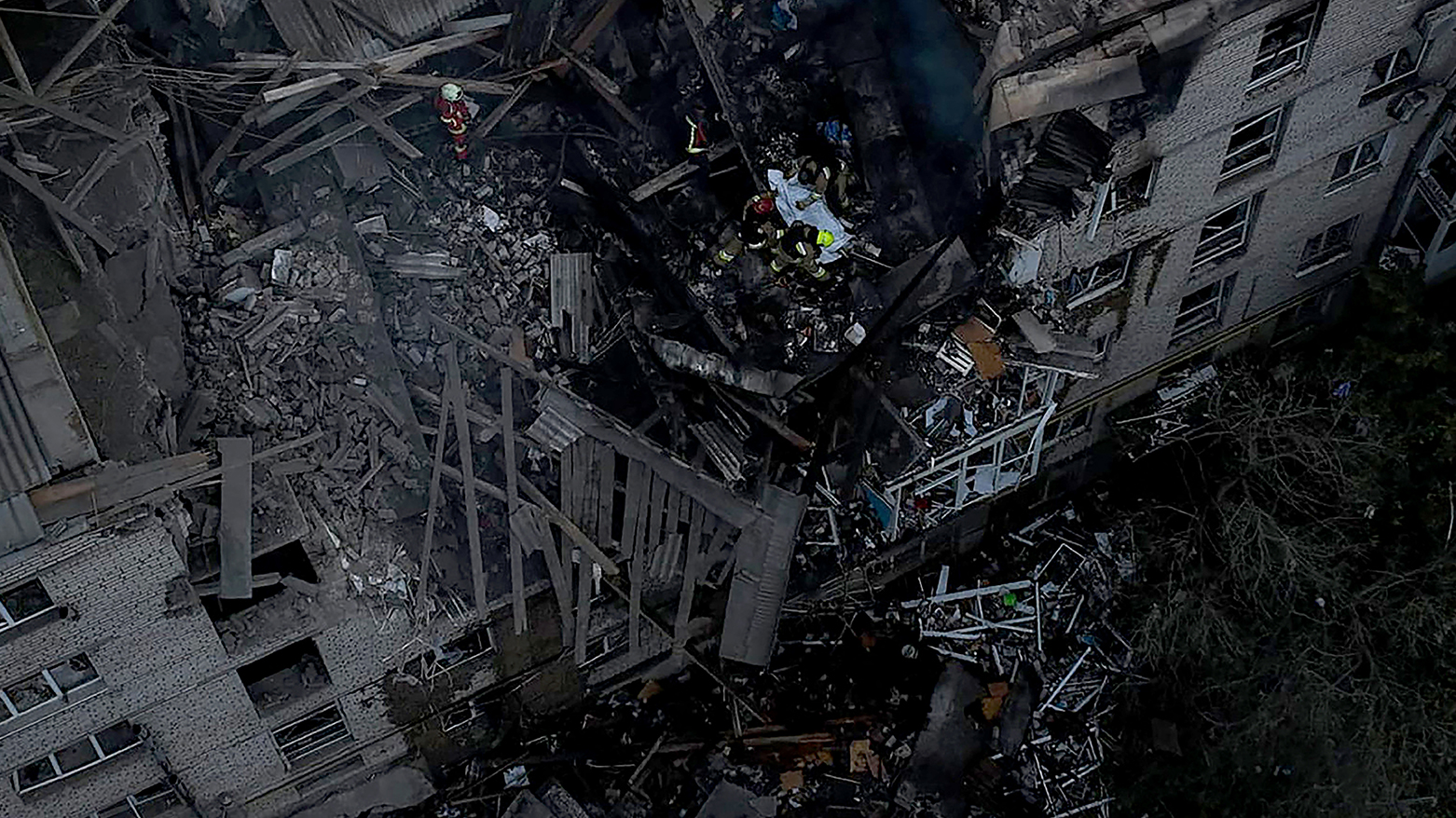 روسيا تشن أكبر هجوم بالمسيرات على أوكرانيا بعد اتهام ترامب لبوتين "بالجنون"