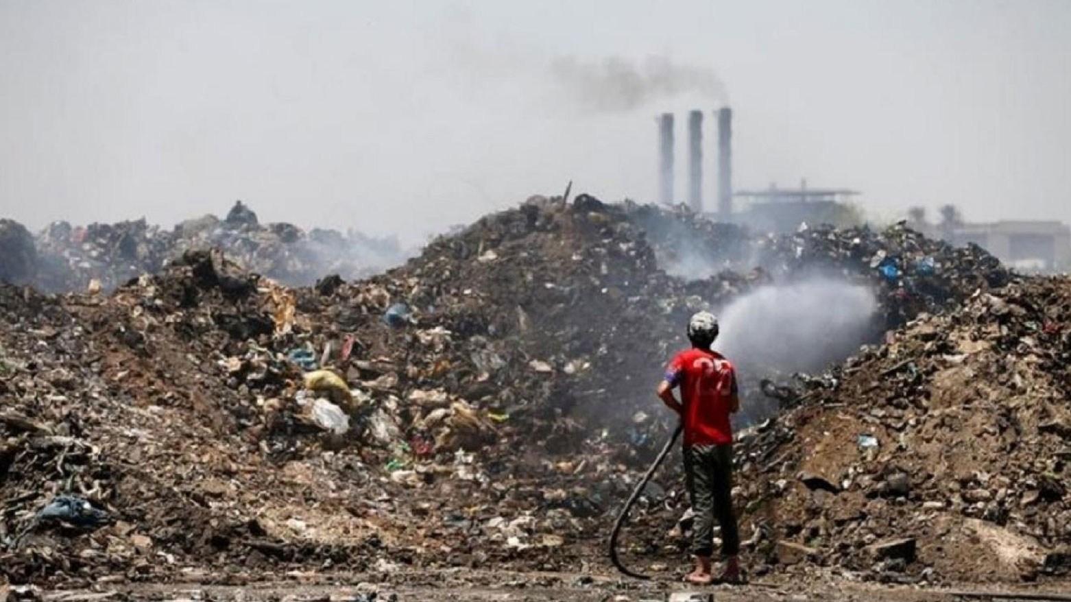 سووتاندنی پاشماوەی زبڵ و خاشاك شاری 'هیت'ی تووشی کارەساتی ژینگەیی کردووە