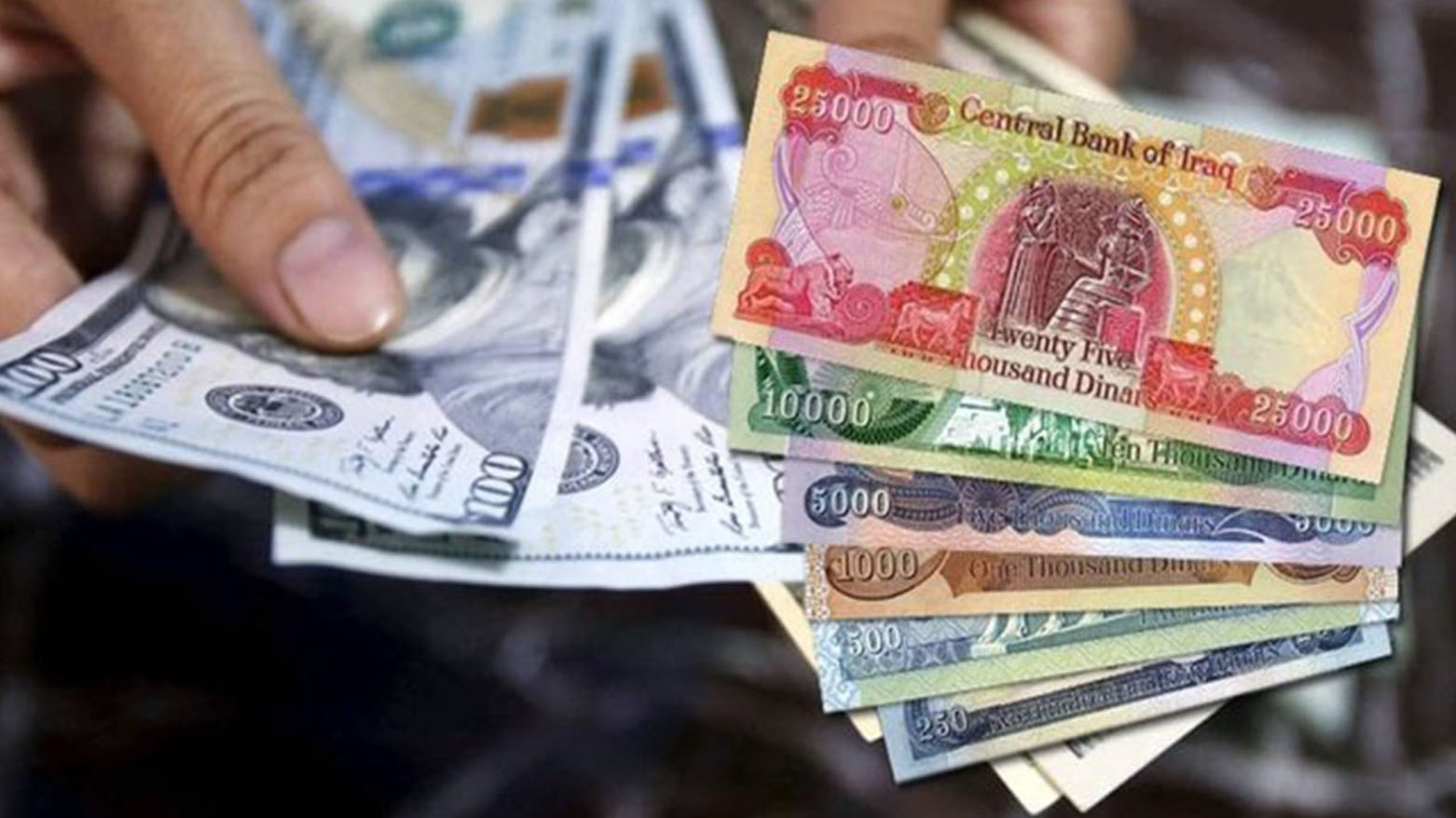 انخفاض الدولار بنسبة 16%.. مستشار السوداني يكشف الأسباب