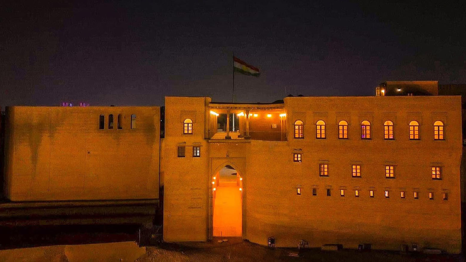 إنارة المنازل والازقة الداخلية لقلعة أربيل التاريخية