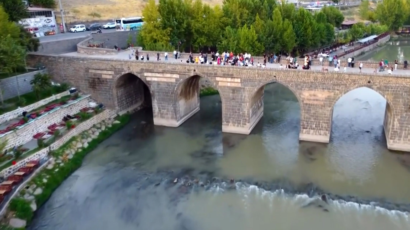 Li Diyarbekirê amadekariya pêşwazîkirina geştyarên cejnê tê kirin