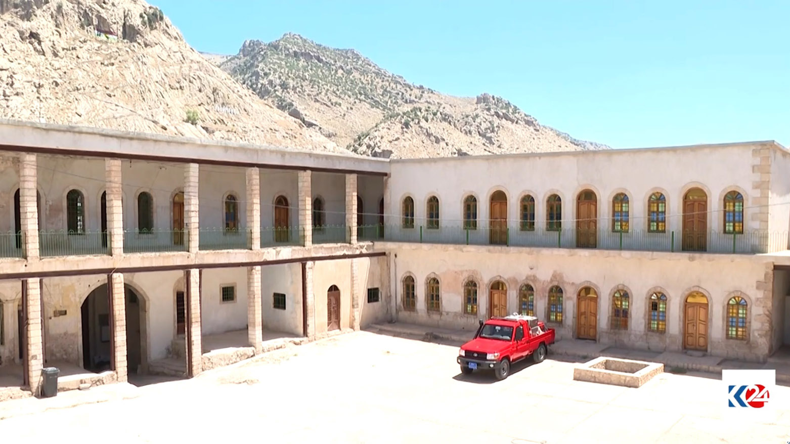 Akrê: Qişleya dîrokî nûjen bû, lê derî girtî mane