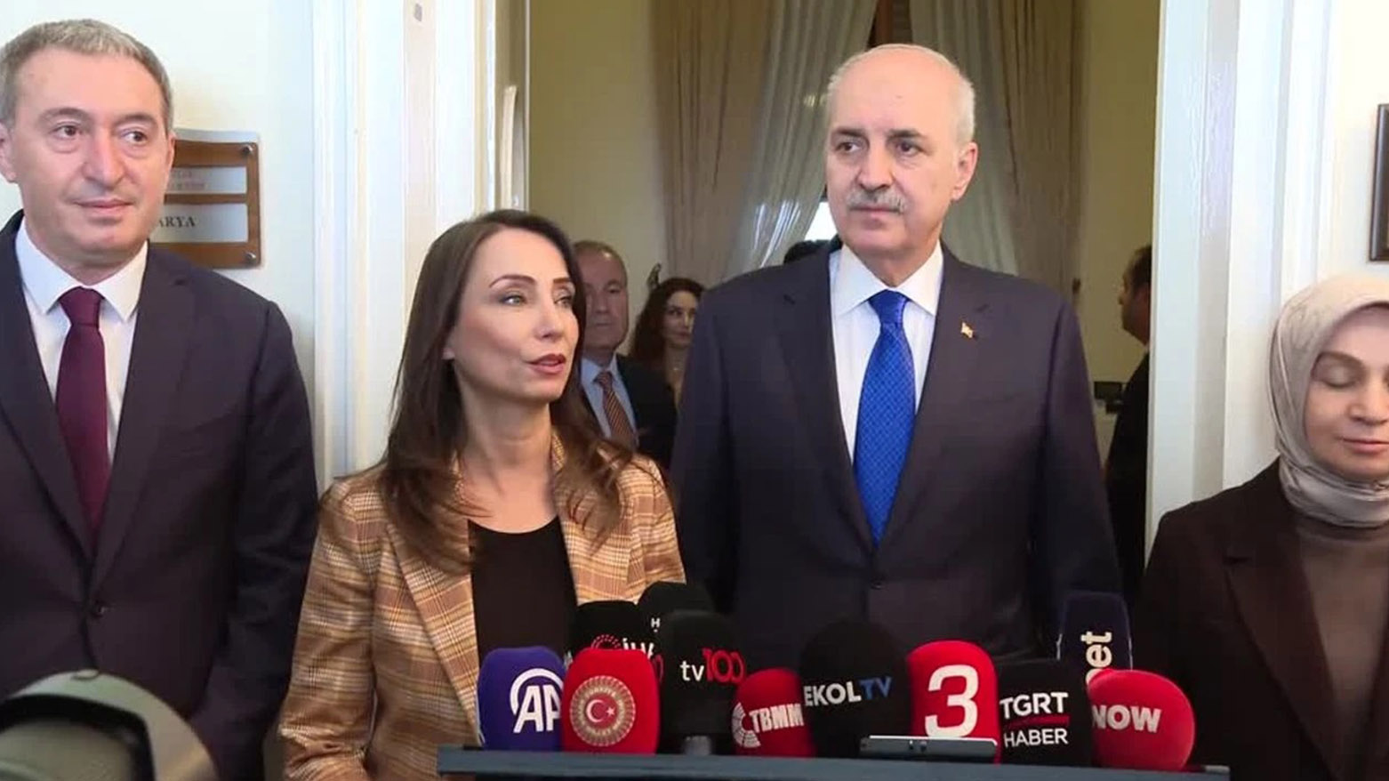 Kûrtûlmûş piştî hevdîtina bi DEM Partiyê re: Dê komîsyon bê avakirin