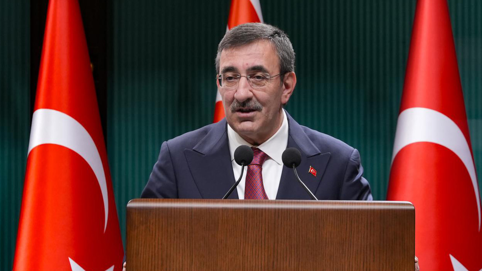 Cumhurbaşkanı Yardımcısı Cevdet Yılmaz