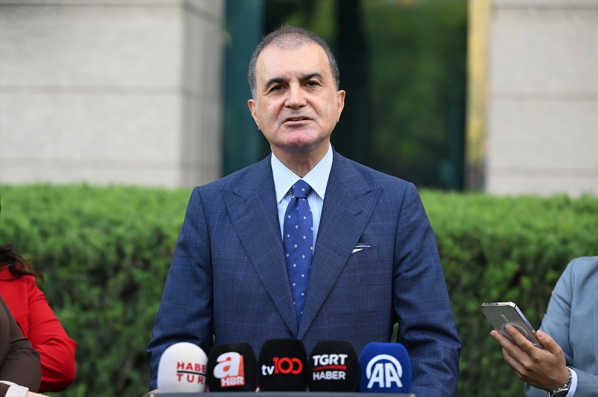 AK Parti Sözcüsü Ömer Çelik (FOTO-AA)