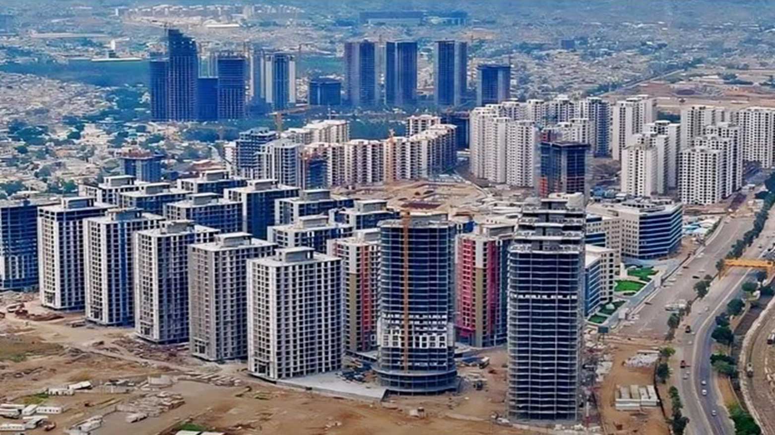Five-star hotels and luxury residential and commercial towers under construction in Baghdad, Iraq, widely believed to be linked to large-scale corruption and money laundering by Iraqi political elites. (Photo: Social Media)