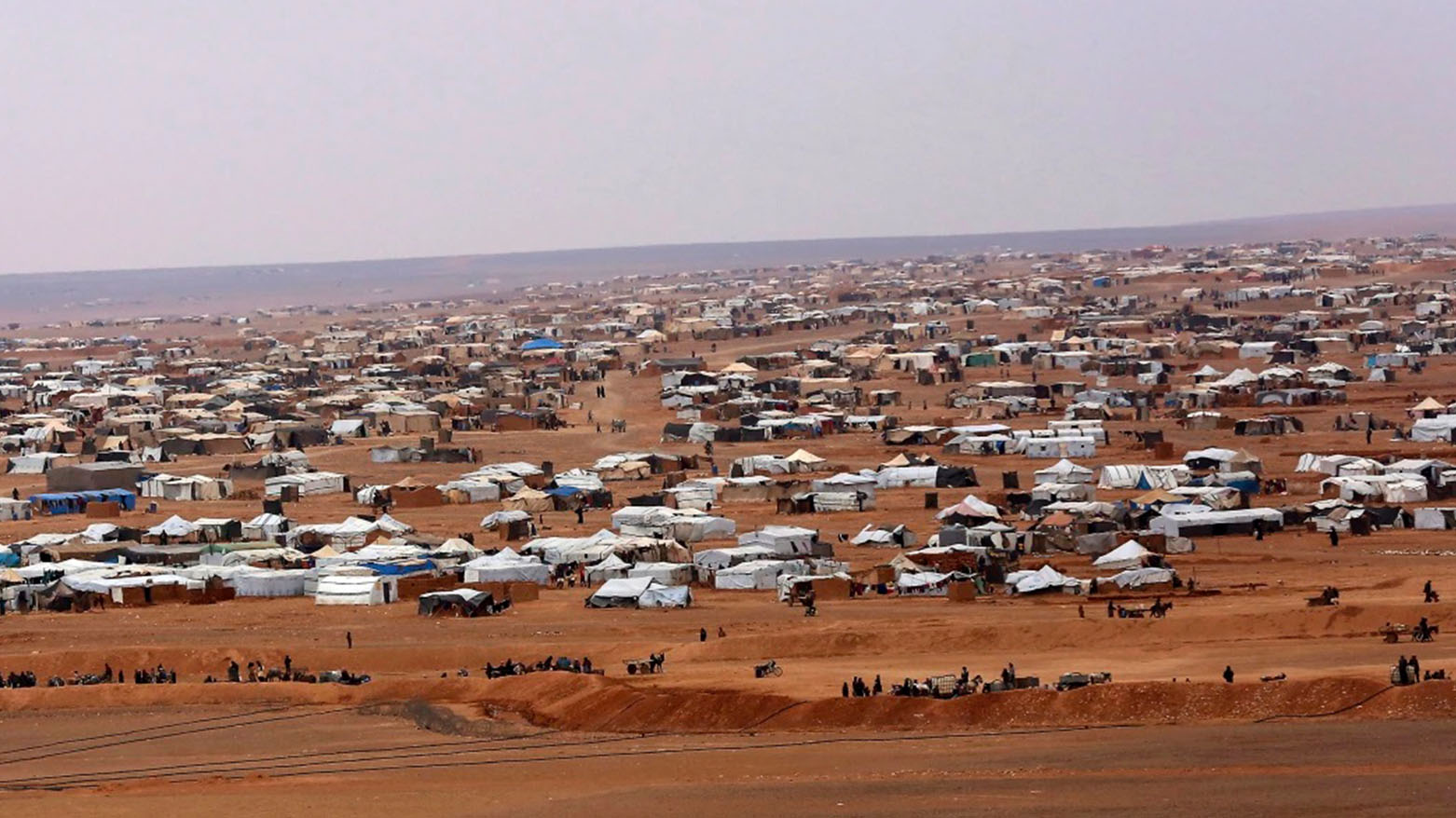 إغلاق مخيم الركبان للنازحين على الحدود السورية مع الأردن والعراق