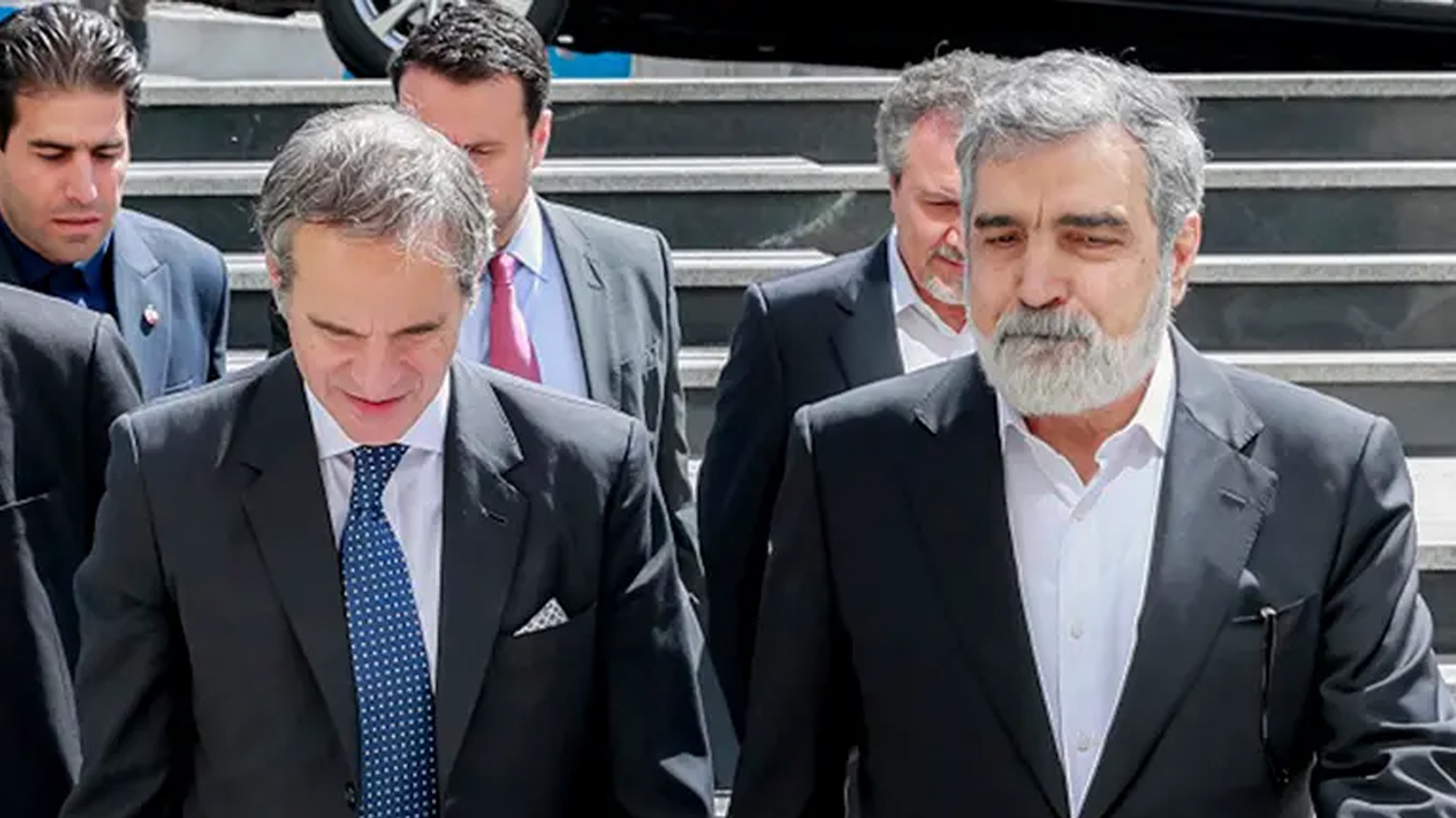 ئێران هۆشداری لە کەمکردنەوەی هاوکارییەکانی لەگەڵ ئاژانسی نێودەوڵەتی وزەی ئەتۆم، دەدات