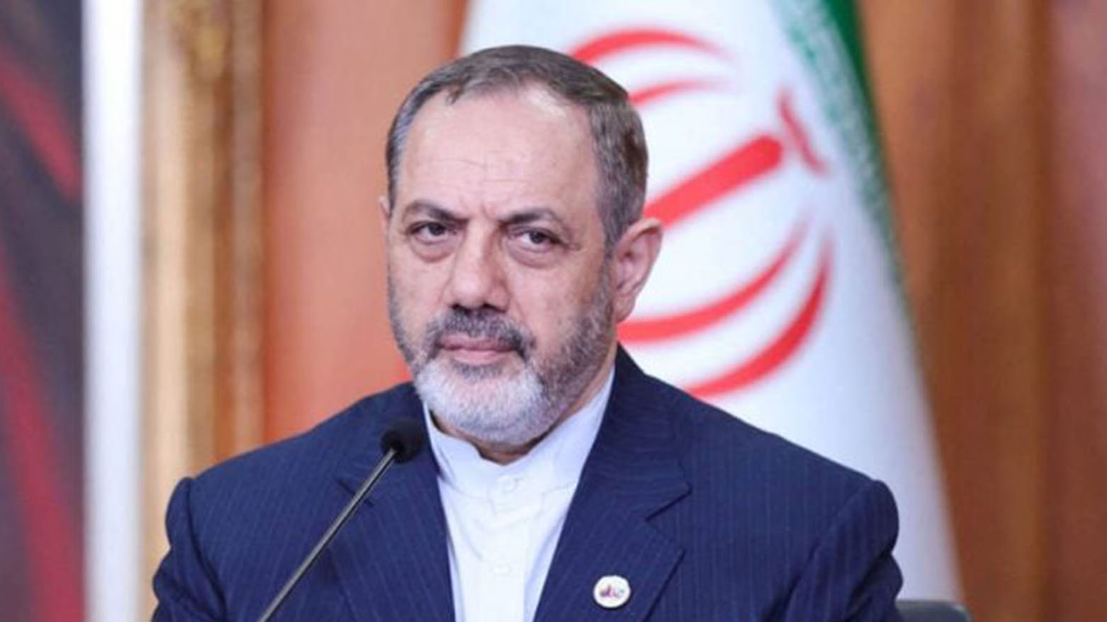 إيران تهدد باستهداف القواعد الأميركية في حال اندلاع نزاع