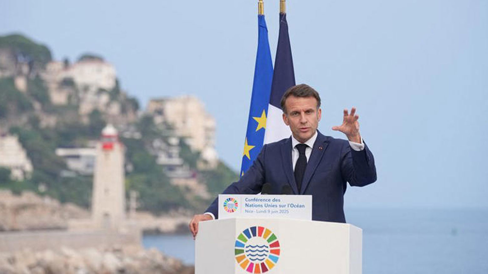 الرئيس الفرنسي إيمانويل ماكرون