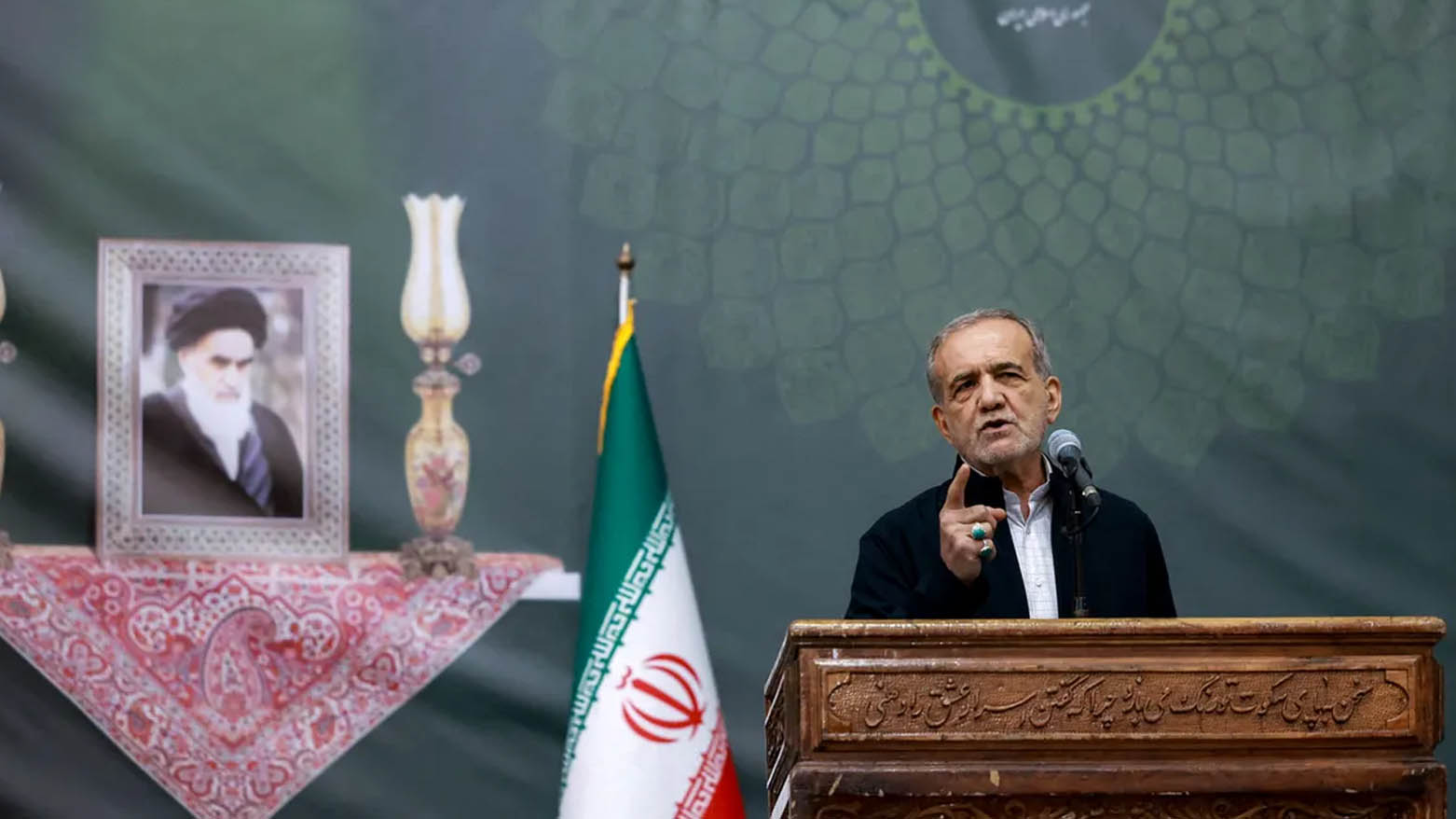 İran Cumhurbaşkanı Mesud Pezeşkiyan