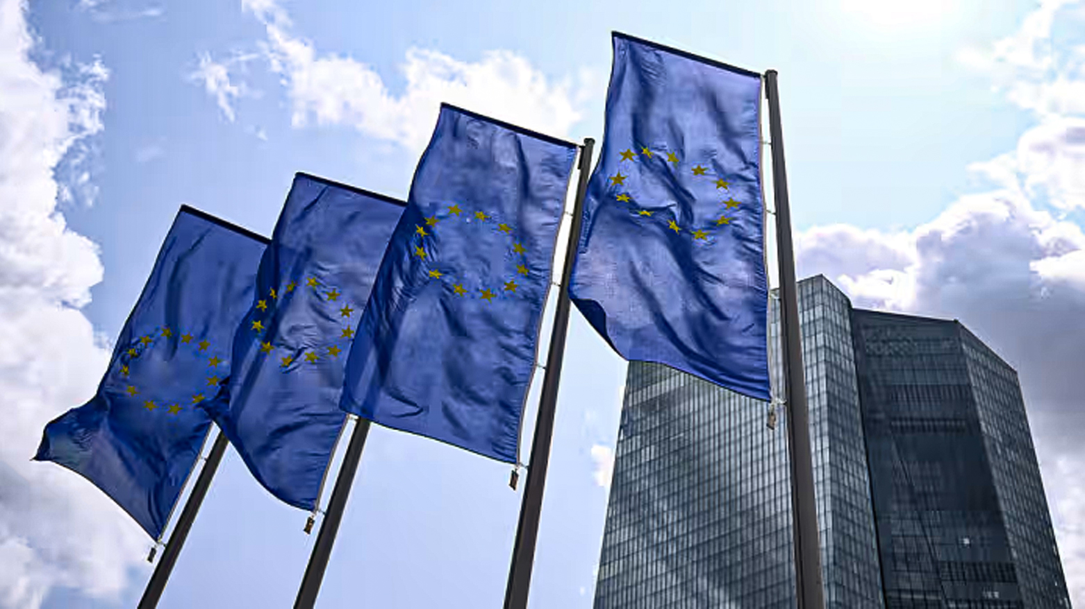 The EU flag flies in front of the European Central Bank (ECB) ahead a press conference on the Eurozone's monetary policy, in Frankfurt am Main, western Germany, on Jun. 5, 2025. (Photo: AFP)
