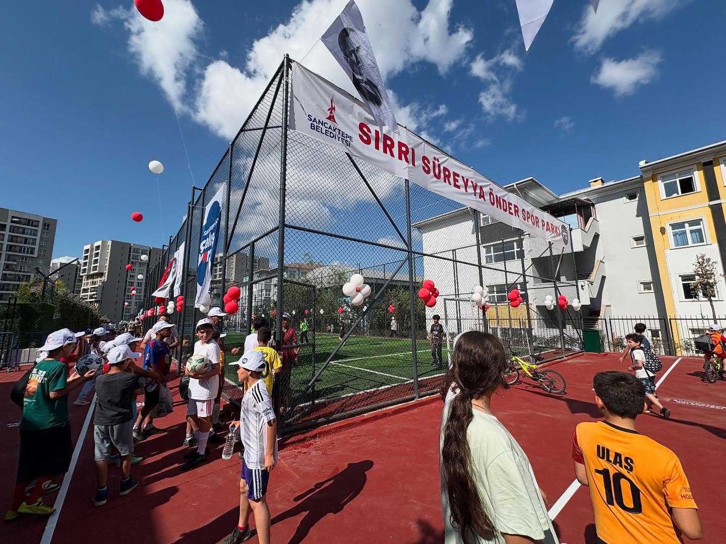 İstanbul'da Sırrı Süreyya Önder Spor Parkı hizmete açıldı