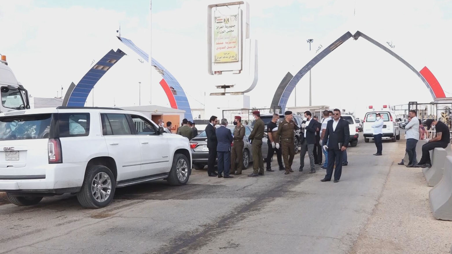 عودة التبادل التجاري عبر منفذ القائم بين العراق وسوريا