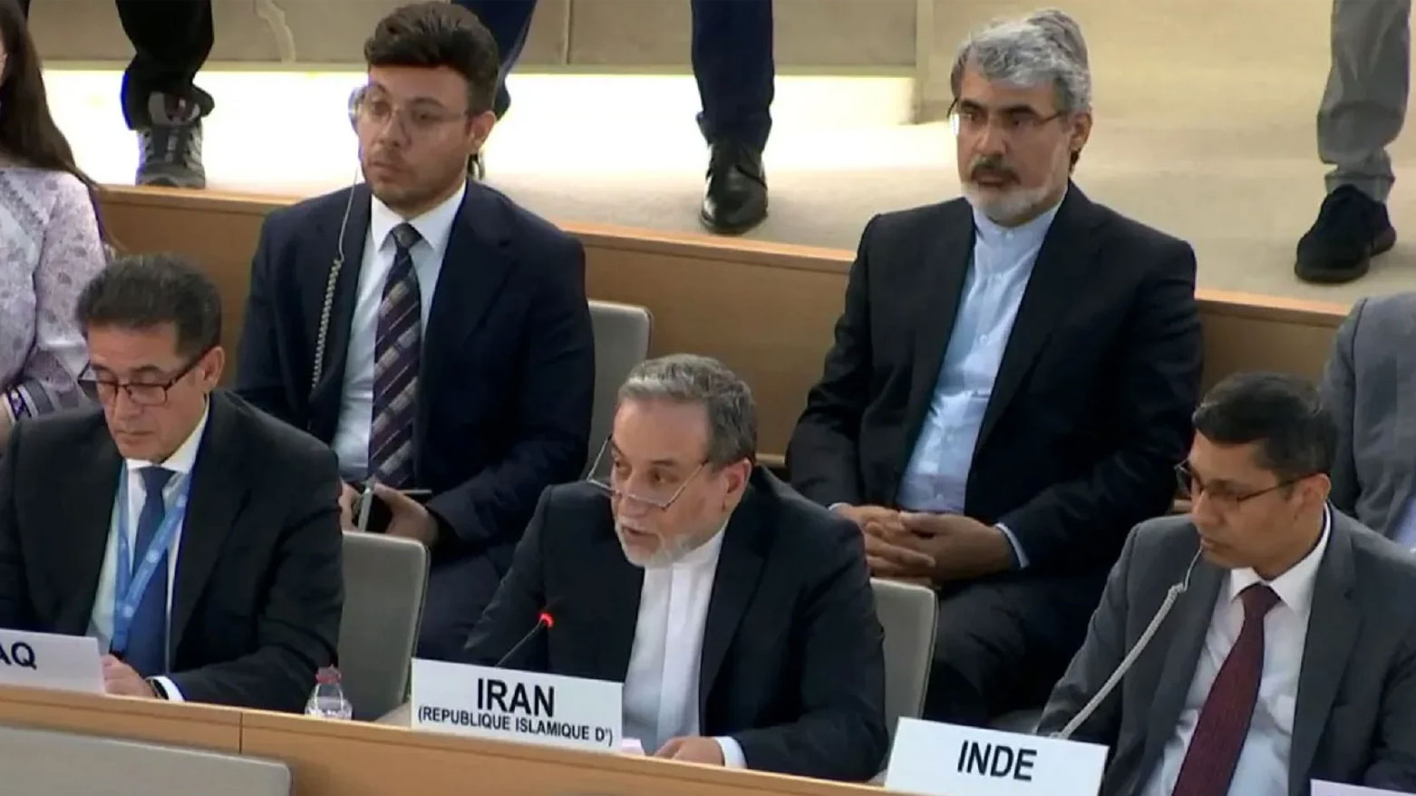 فاینانشیاڵ تایمز: ئێران مەرجی گەڕانەوەی بۆ دانوستان، ڕاگرتنی شەڕە