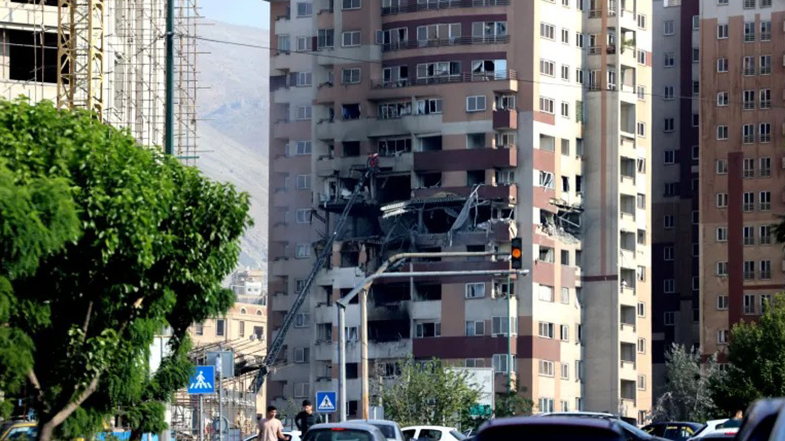 إسرائيل تعلن قتل ثلاثة قياديين في الحرس الثوري الإيراني مع تواصل الحرب