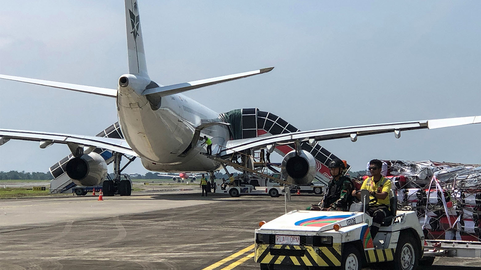 تحويل مسار طائرة للخطوط السعودية في اندونيسيا بعد تهديد بوجود قنبلة