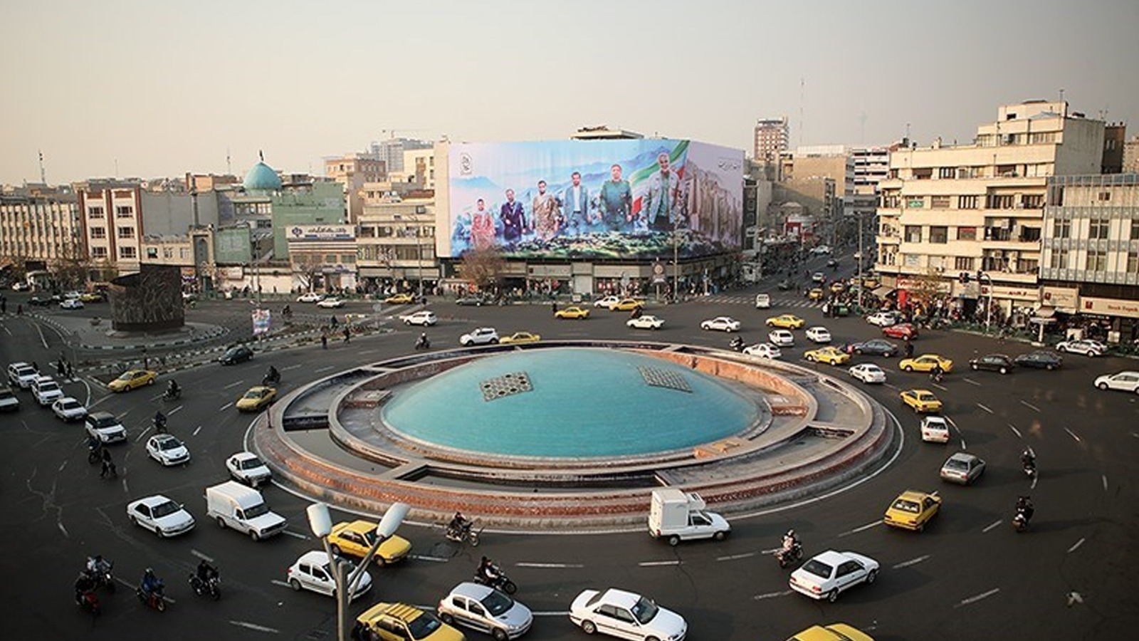 گۆڕەپانی 'ئینقلاب'