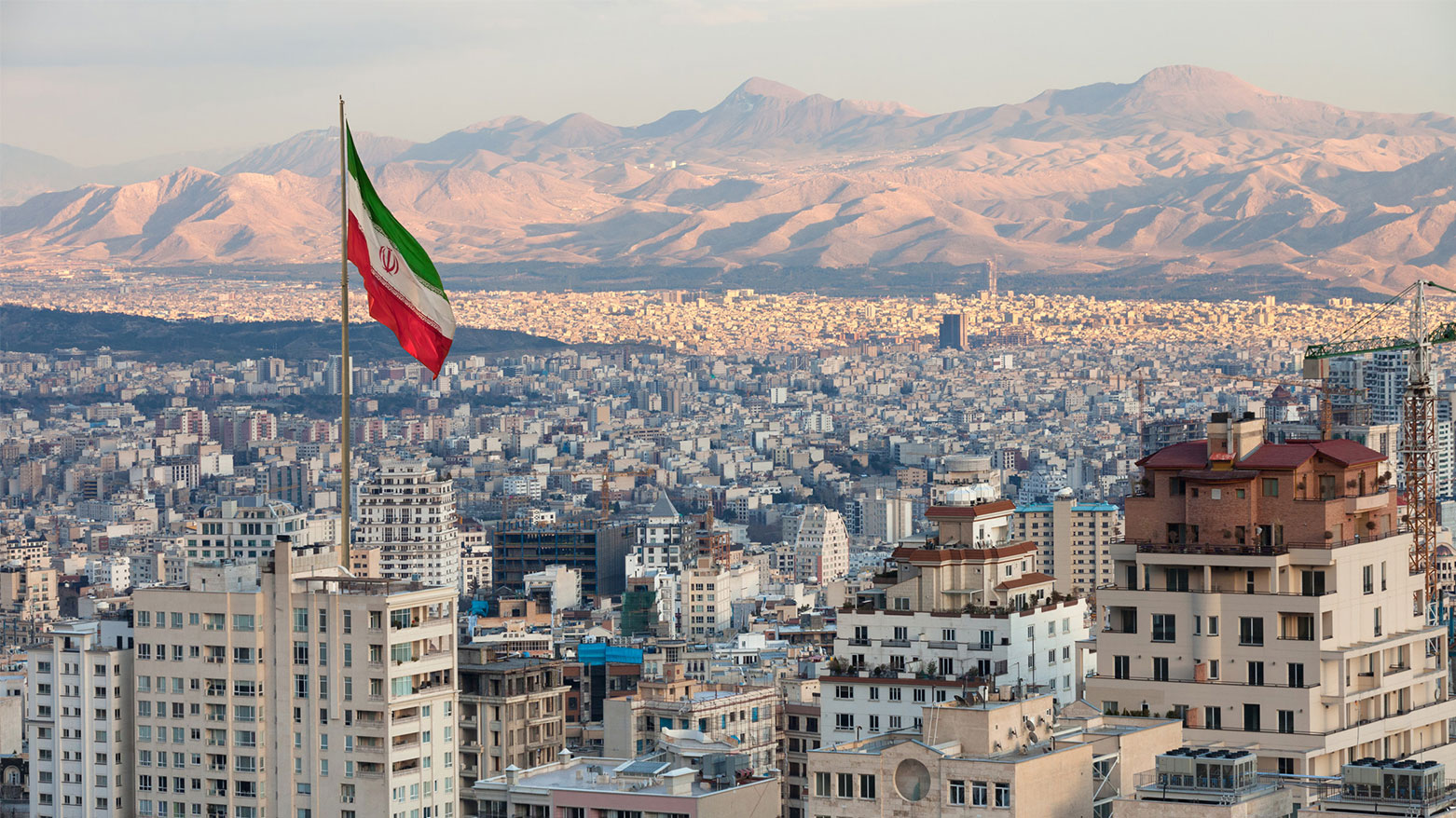 إيران تعلن إعدام 3 رجال شنقاً بتهمة التجسس لحساب إسرائيل