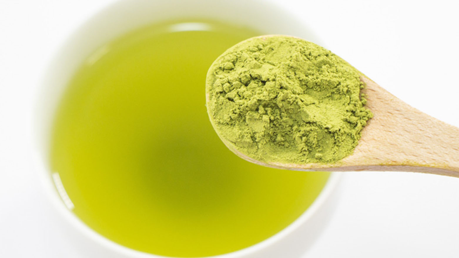 رواج عالمي للماتشا يجعل هذا الشاي بمثابة ذهب أخضر لليابان