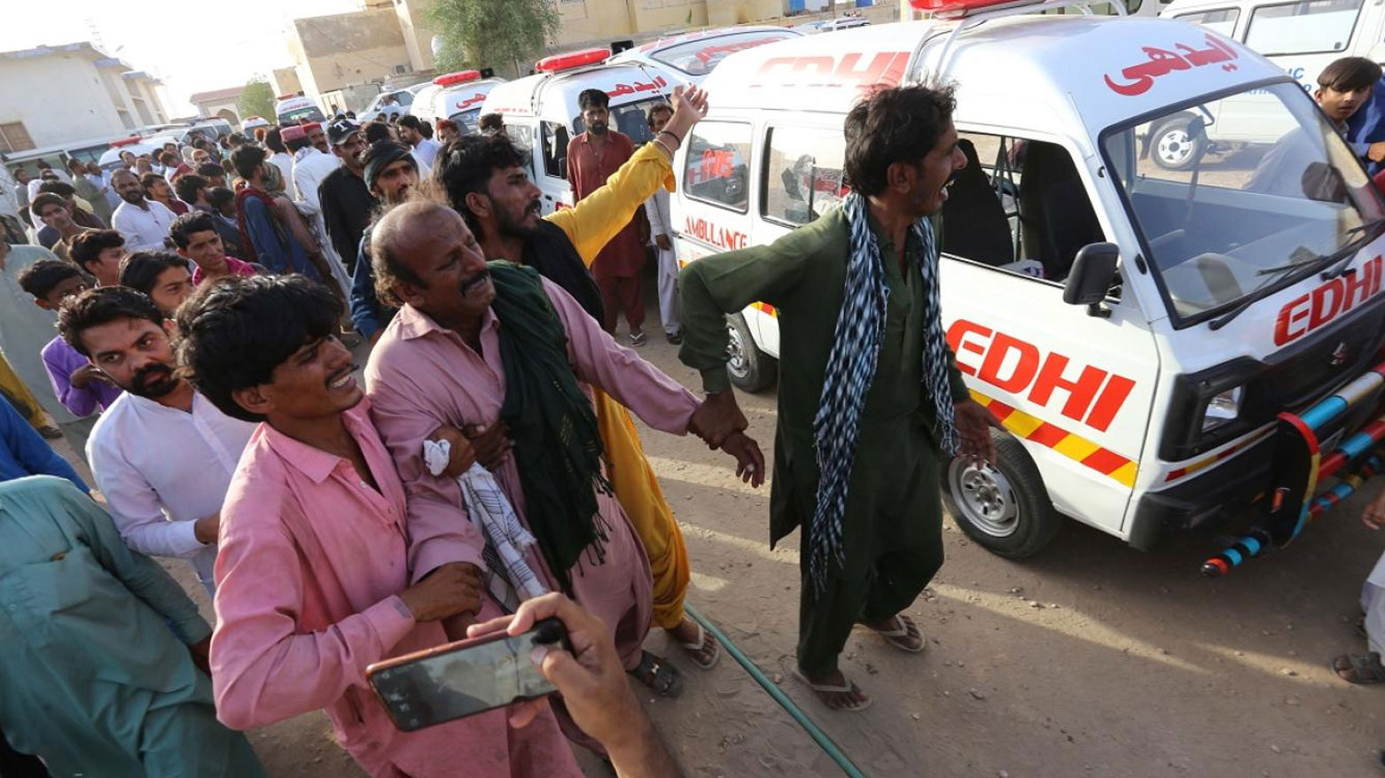 من تفجير انتحاري سابق (أرشيفية- وكالات)