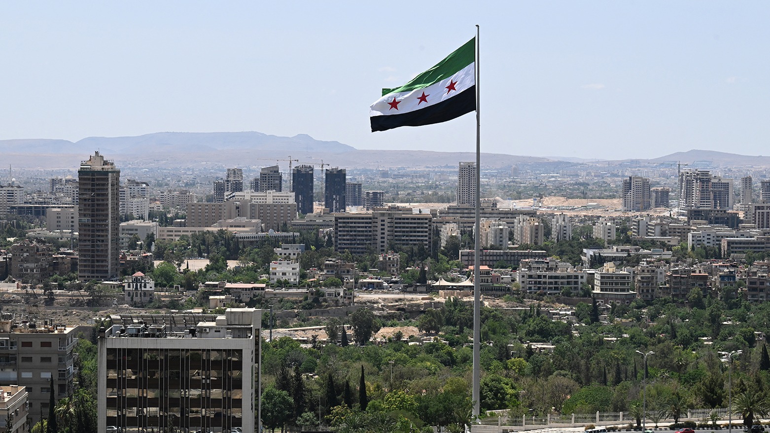نائبتان أمريكيتان تقدمان مشروع قانون لتخفيف العقوبات عن سوريا