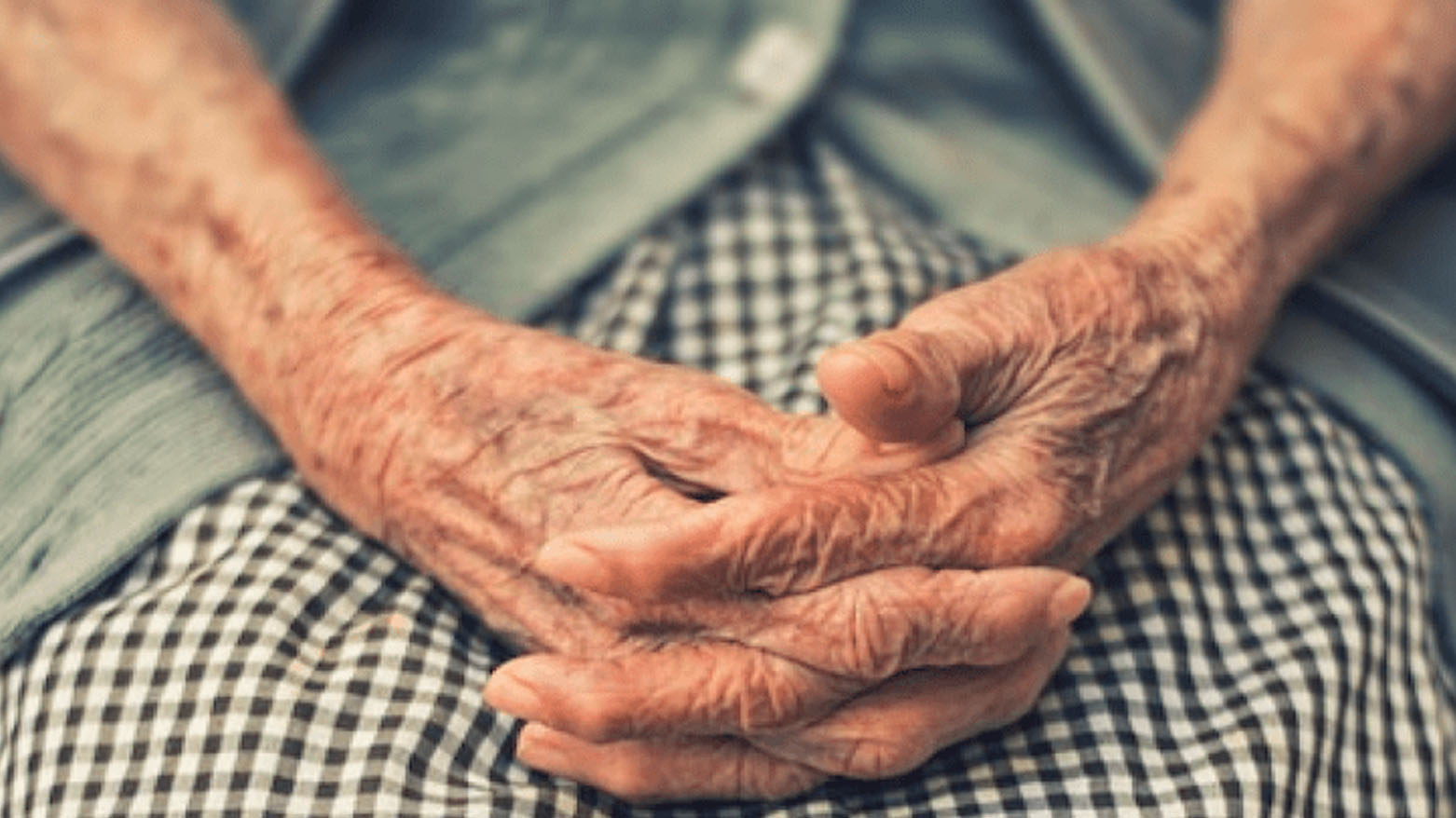 دراسة: اختبار دم بسيط يمكن أن يحدد المدة التي قد تعيشها