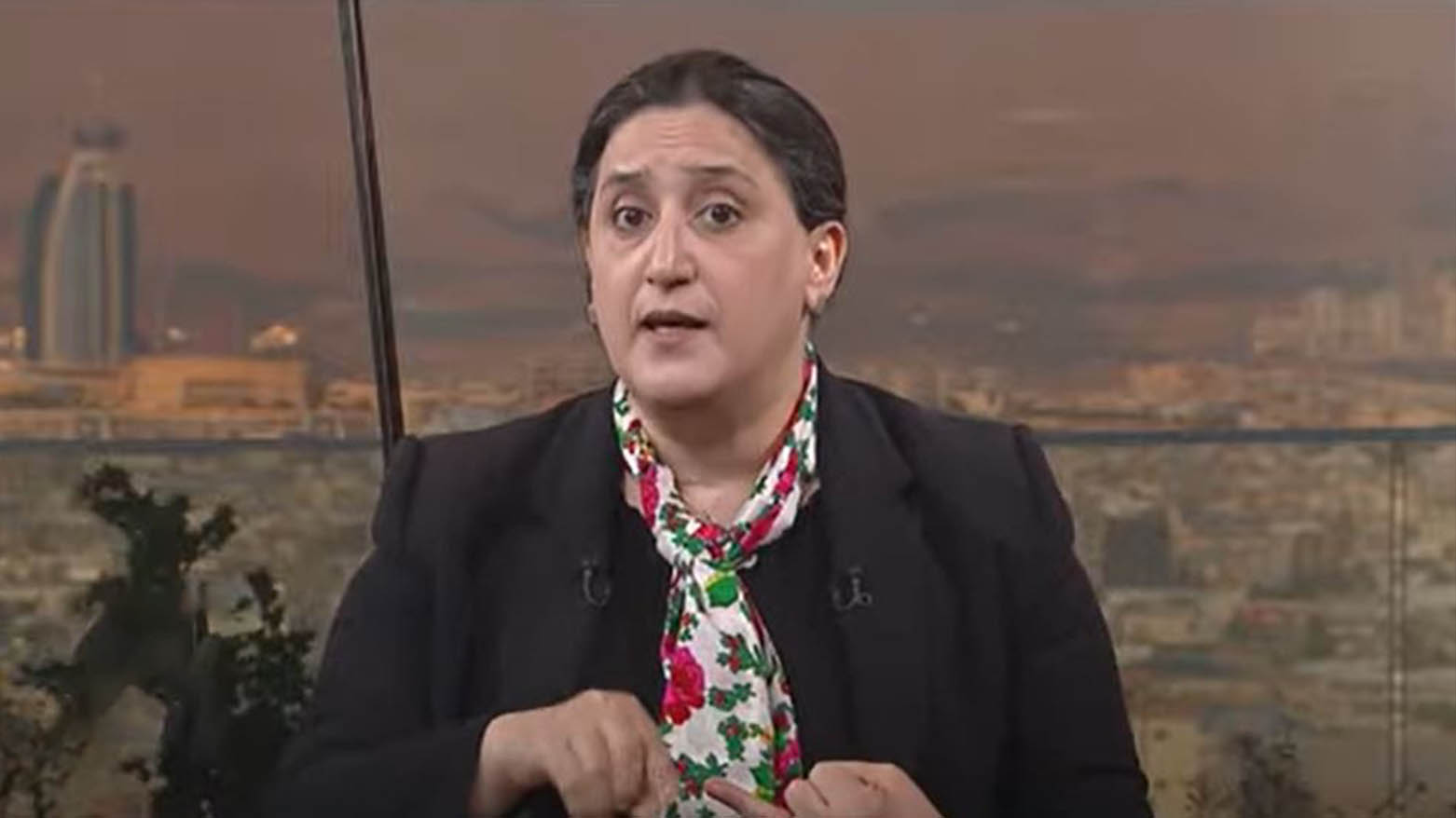اشواق جاف، عضوی از کمیته‌ی مرکزی پارت دموکرات کوردستان