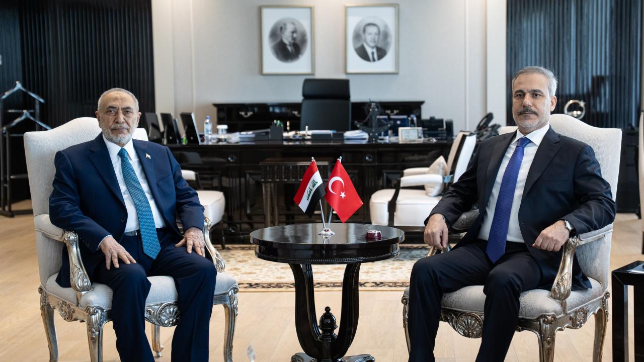 Turkish Foreign Minister Hakan Fidan (R), Iraqi Parliament Speaker Mahmud Meşhedani (L). (Photo: Turkish Ministry of Foreign Affairs X platforms)