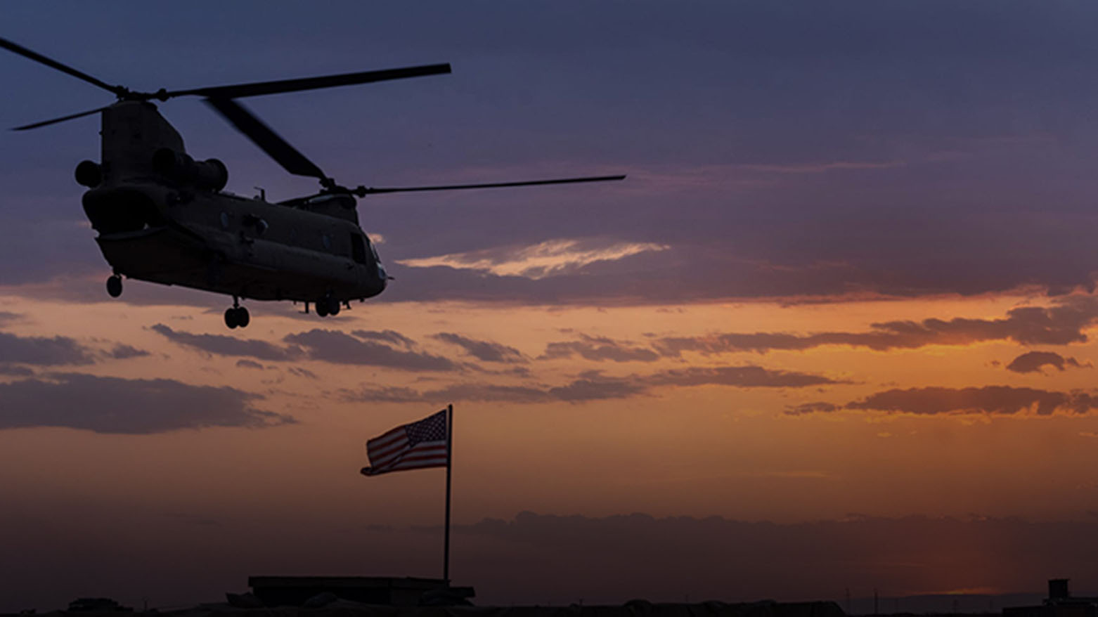 التحالف الدولي يدفع بتعزيزات إلى قاعدة خراب الجير في ريف الحسكة