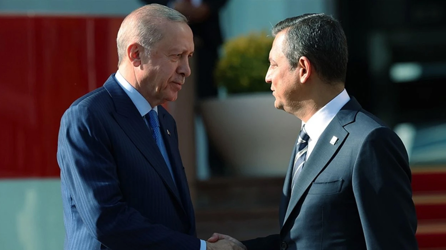 Erdoğan'dan Özel'e  500 bin TL'lik tazminat davası