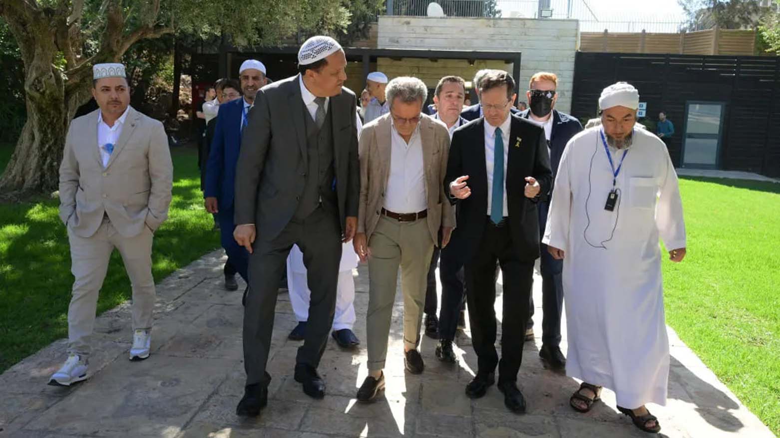 رئیس جمهور اسحاق هرتزوگ با هیئتی از رهبران مسلمان اروپا در اقامتگاه ریاست جمهوری در اورشلیم